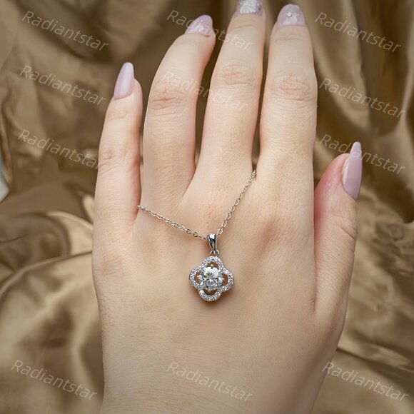 NEW Certified 1ct. t.w. Moissanite Clover Necklace - Picture 7 of 7